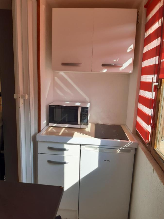 Studio Independant Apartment Saint-Illiers-la-Ville Екстериор снимка